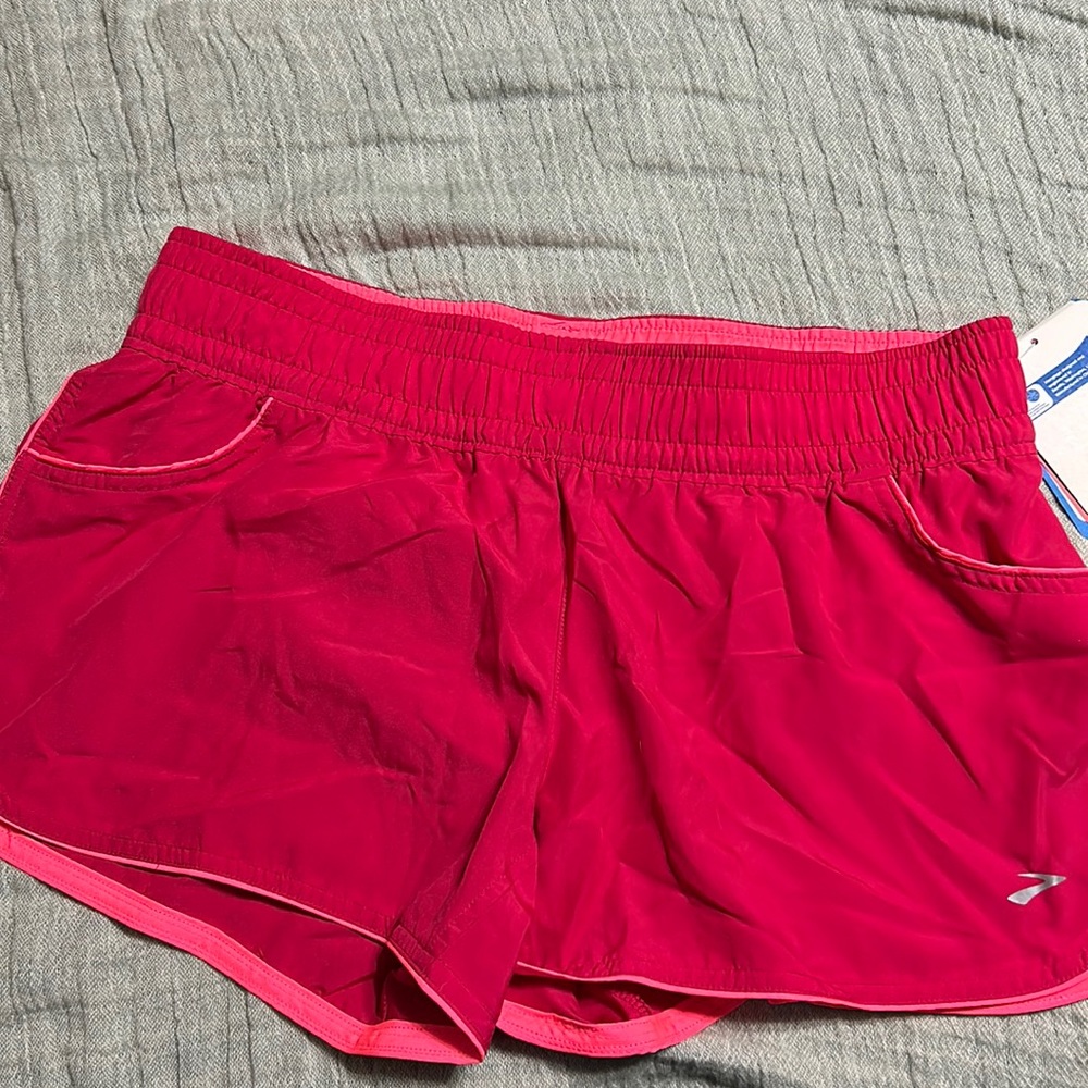 BNWT Brooks Running Versatile 3.5 in  size L